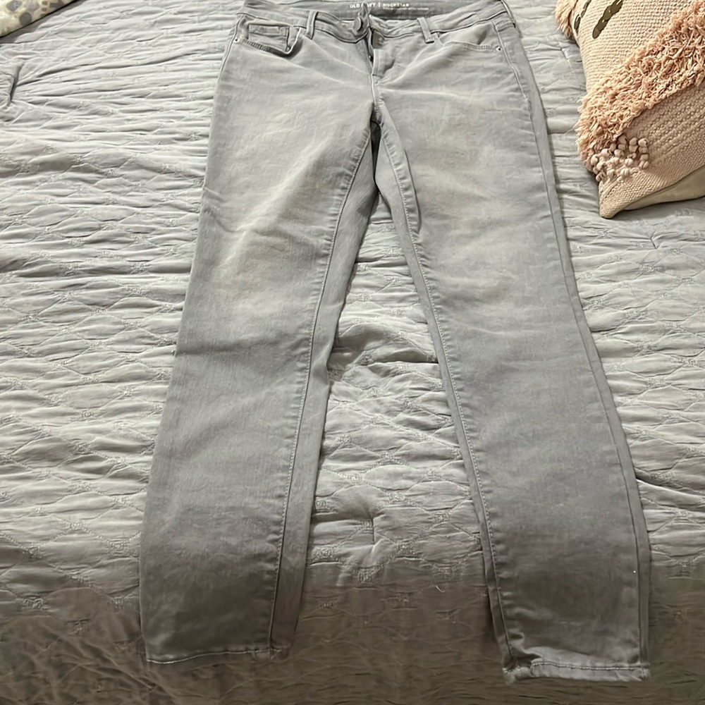 Old Navy rockstar grey jeans Size 10